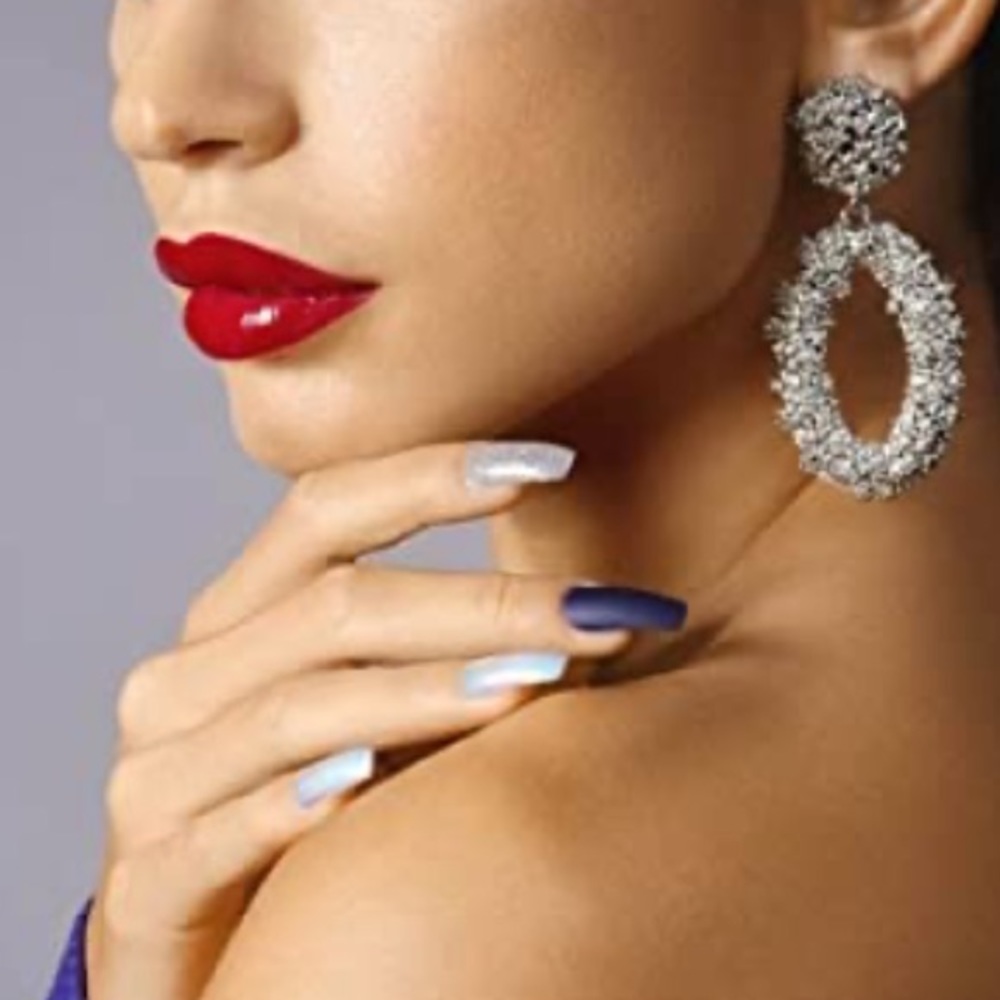 KISS Glam Fantasy Ultimate Illusion Nails